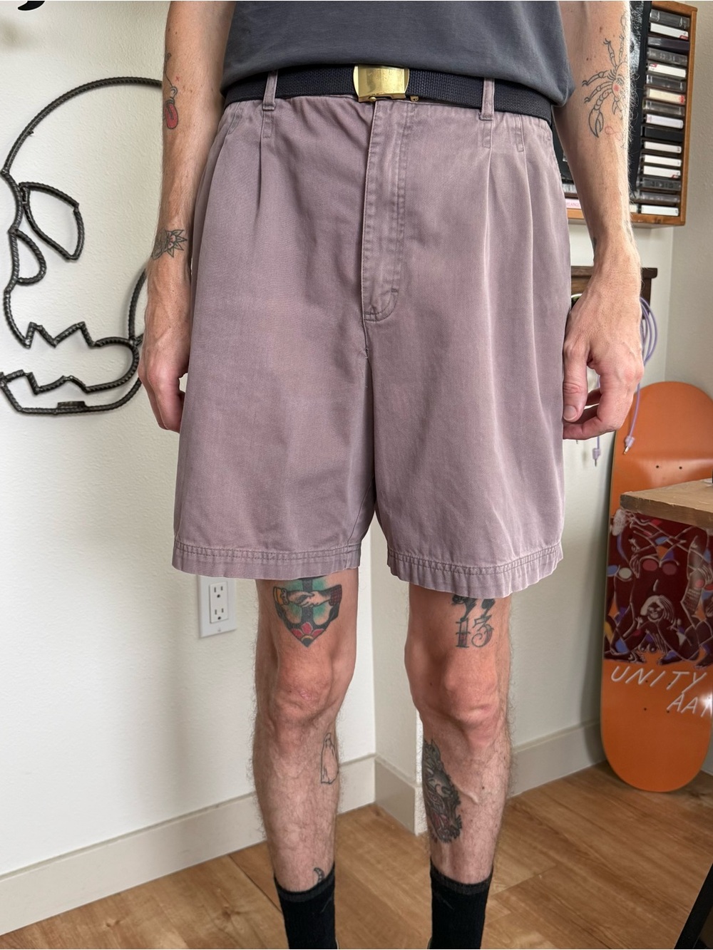 Vintage 90s High Waisted Pleated Trouser Shorts ~ Size 36